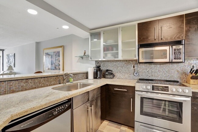 Photo - 4 Royal Palm Way Unit 6020