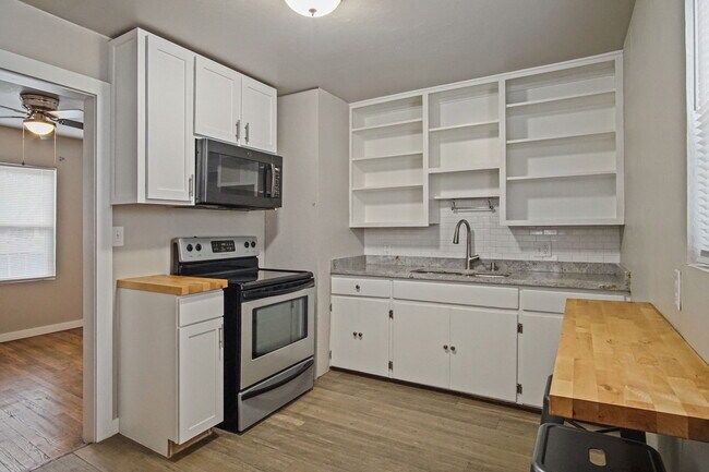 Photo - 1912 NW 12th St