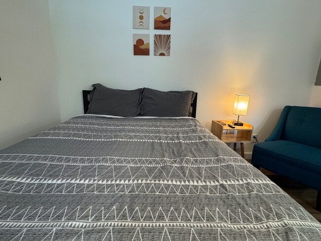 Photo - 802 S Elm St Unit ID1296539P