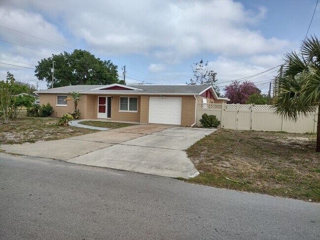 Photo - 12814 Spring Ave