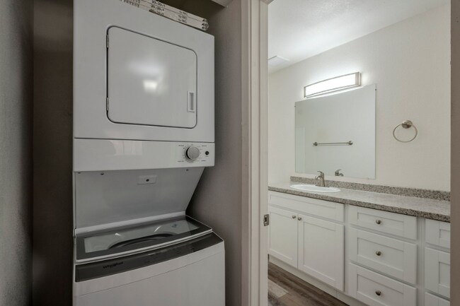 Photo - 3816 E McDowell Rd Unidad 114