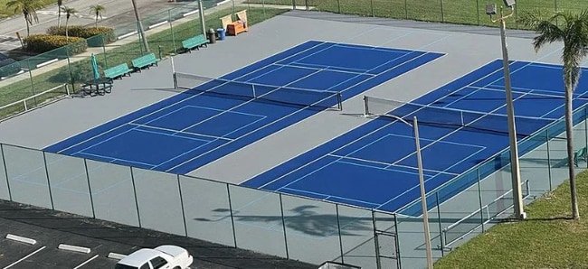 Photo - 4525 Cove Cir Unit 304