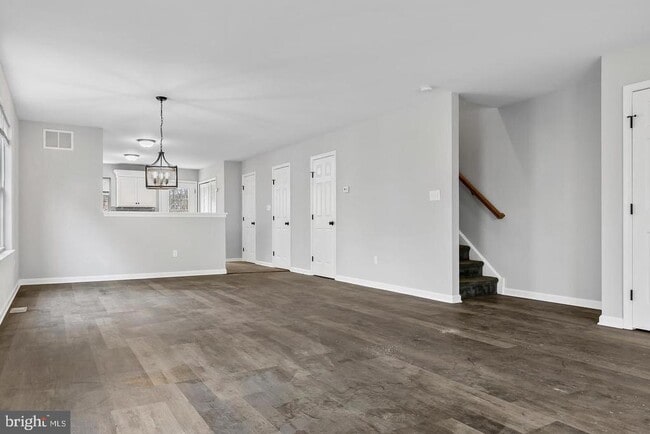 Photo - 1024 Collings Ave