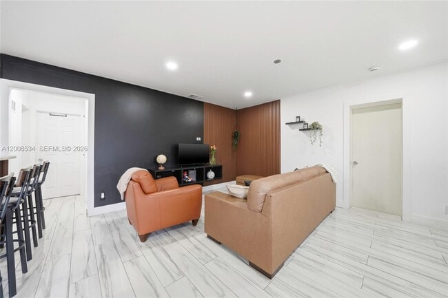 Photo - 2202 NW 61st Pl