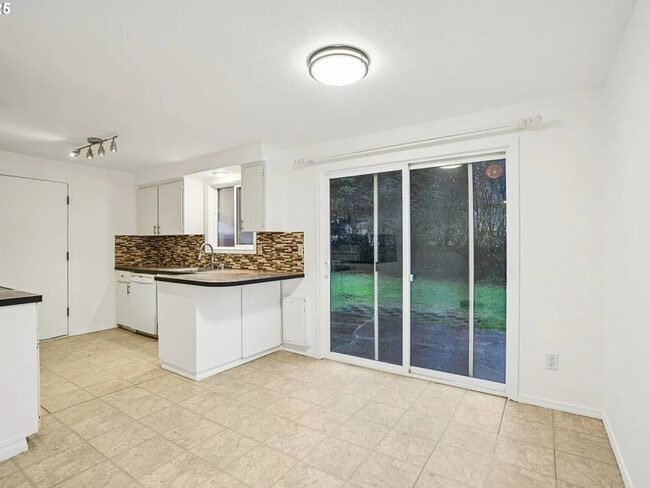 Photo - 2313 NE 156th Ave