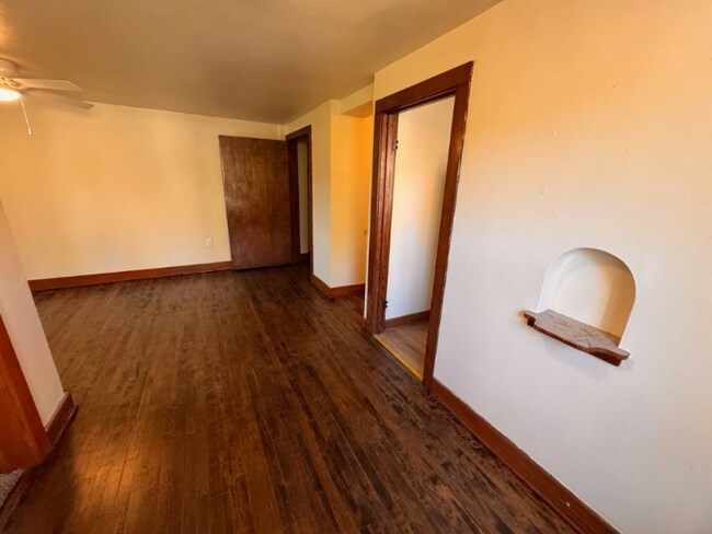 Photo - 916 Milwaukee Ave