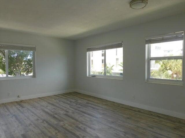 Photo - 15 S Palmway Unit 9