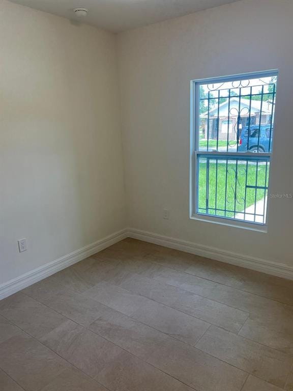 Photo - 4862 College Dr