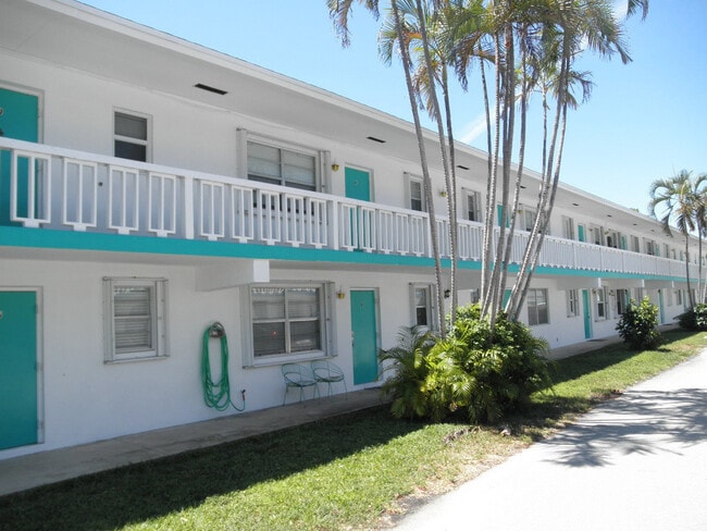 Building Photo - Harbour Hall