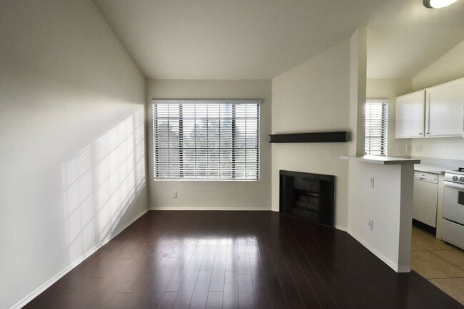 5744 Colfax Ave Unit 06