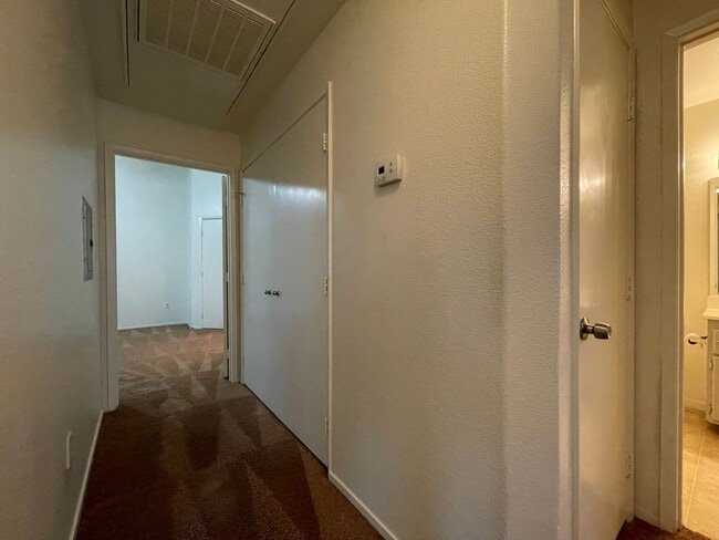 Photo - 2 BED 2 BATH CONDO IN GATED COMMUNITY!