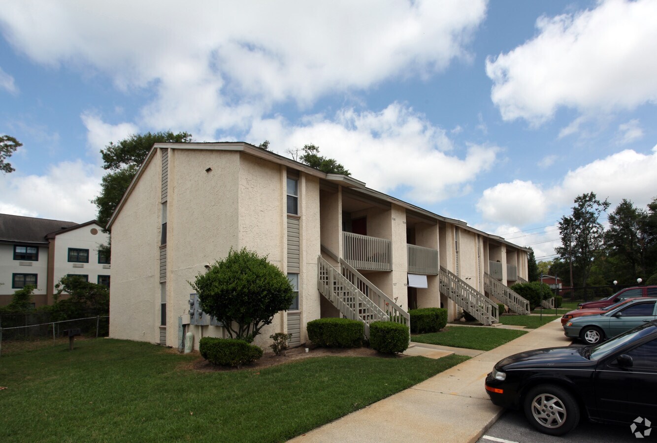 Photo - College Trace Apartments