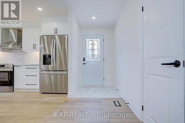 Photo - 36 Vauxhall Dr