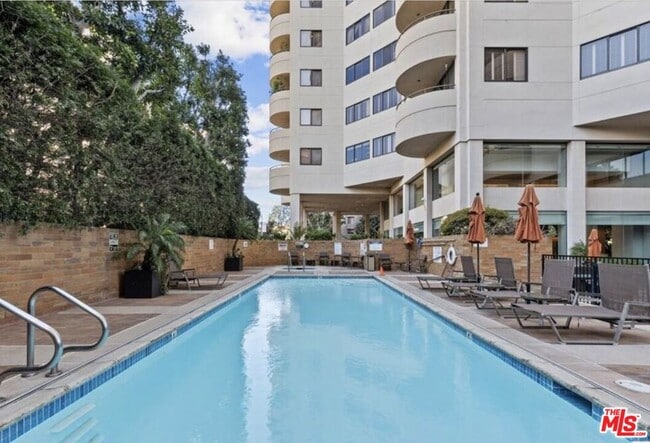 Photo - 10560 Wilshire Blvd Unit 1303