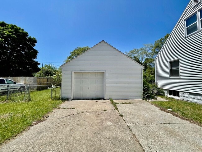 Photo - 1417 Madison St