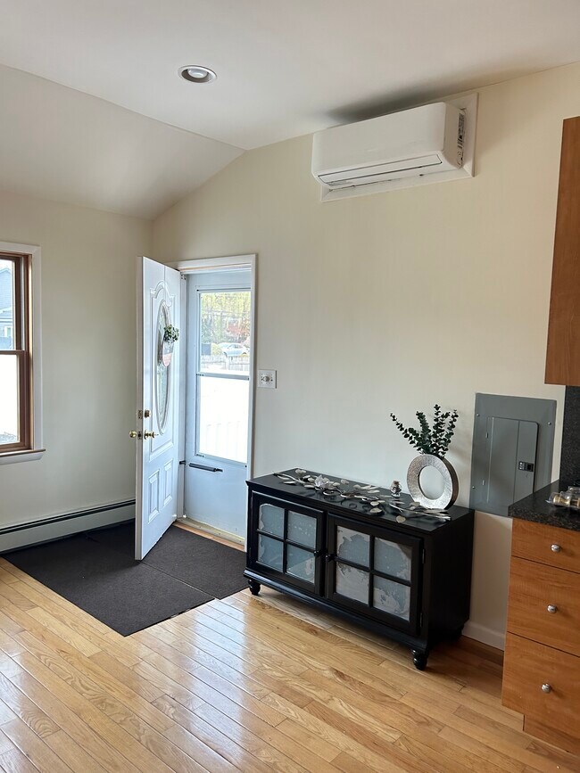 Photo - 4 Haide Pl Unit Apartment