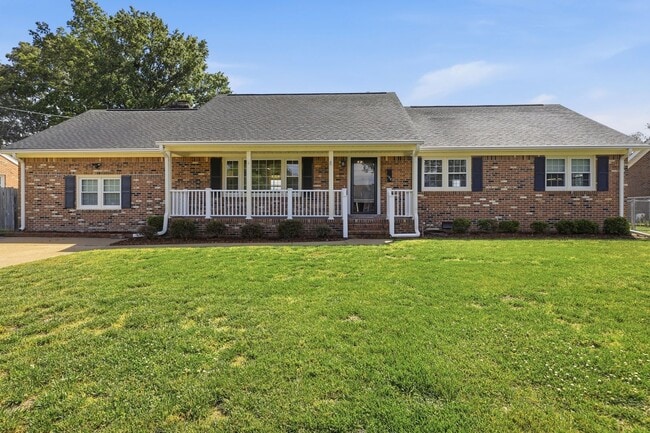 Photo - Stunning 4-Bedroom Waterfront Retreat with Modern Upgrades & Lake Living.