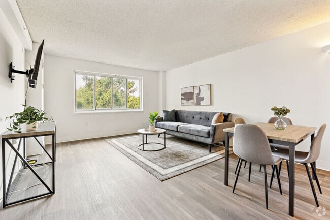 Building Photo - 1711 Bellevue Ave Rental