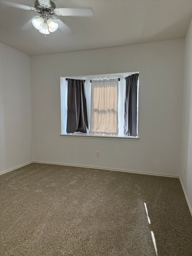 Photo - 2802 Pasadena Ln