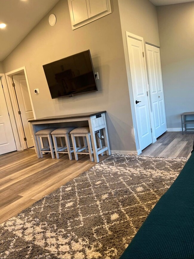 515 Keeling Rd Unit 1