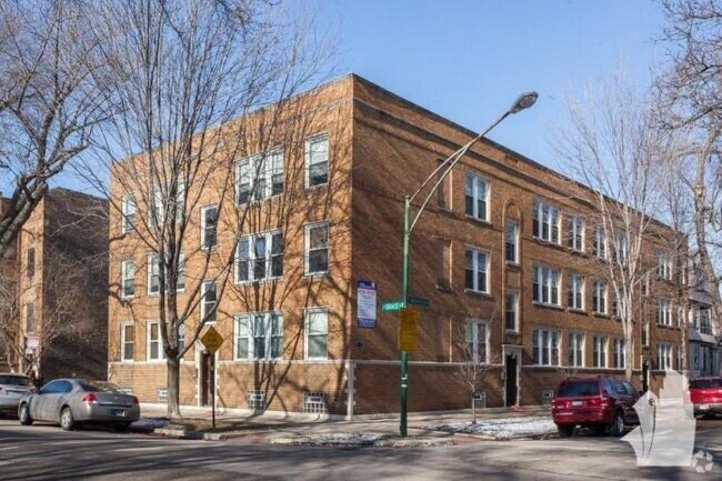 Building Photo - 2 bedroom in Chicago IL 60613 Unit 3804-3 Rental