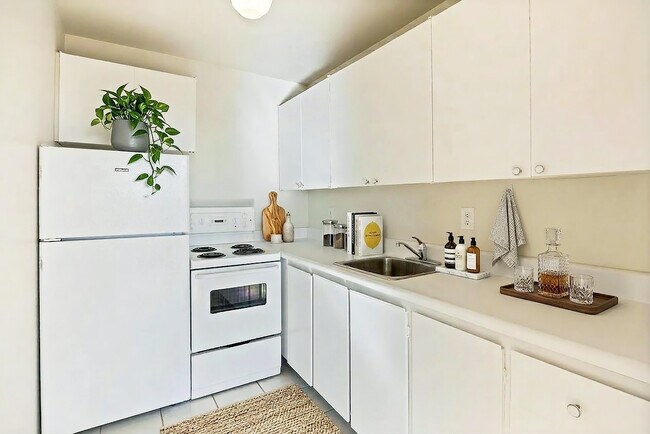 Photo - Hampton House South