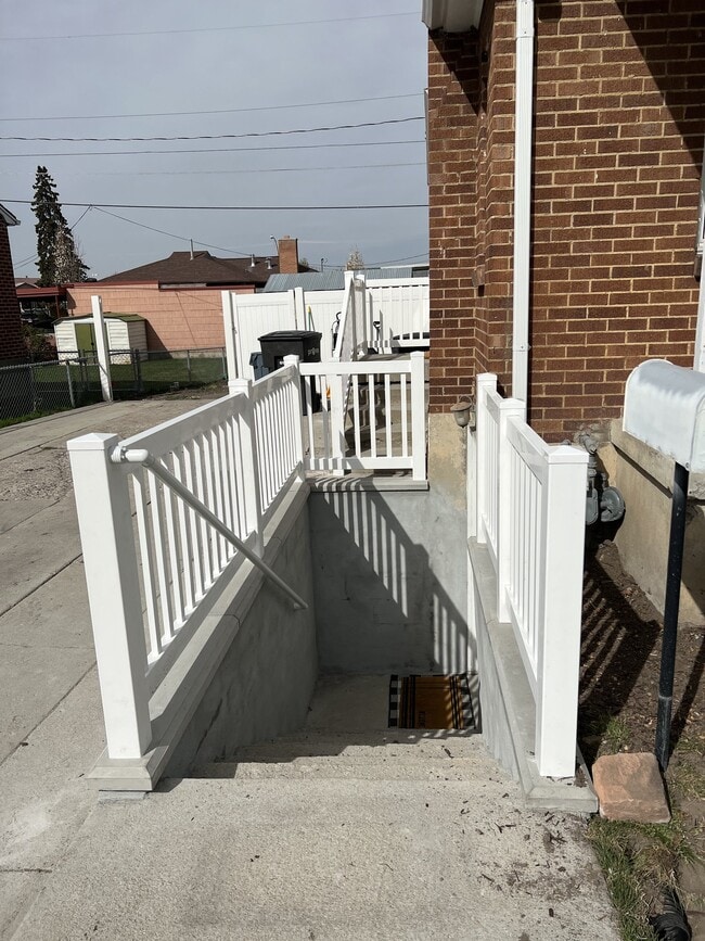 Building Photo - 1315 N 300 W