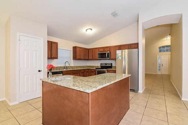 1070 Corkwood Dr