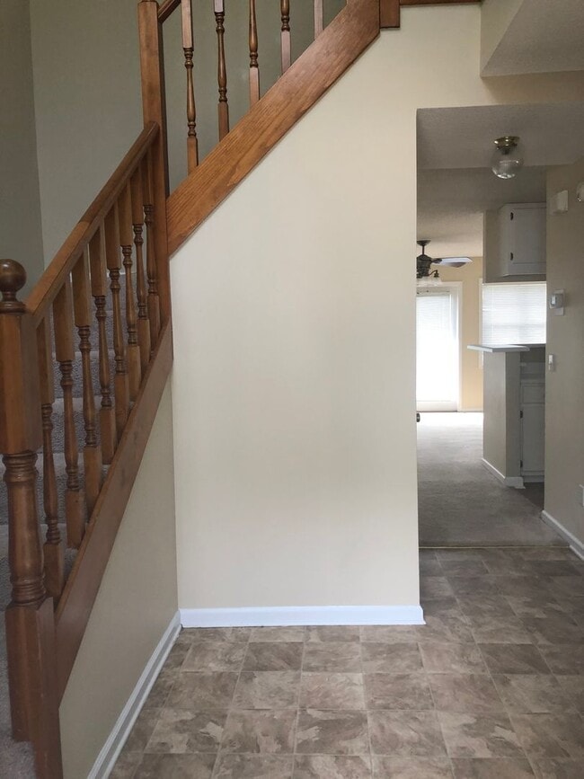 Photo - Foxhill Commons!!  NEW CARPET..
