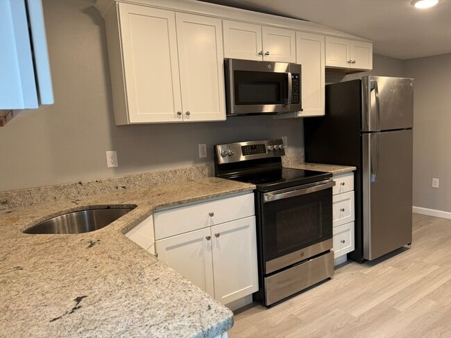 Photo - 10 Leyden St Unit 3