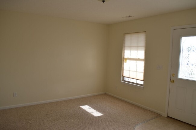 Photo - Charming Townhome in Prime Broadway Location – Steps from Parks & Outdoor Amenities!