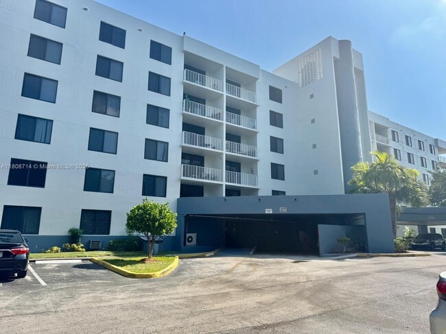 Photo - 901 Hillcrest Dr Condo Unit 205