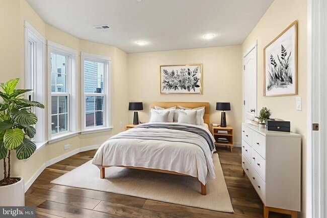 Building Photo - 134 S 46th St Unit B Rental
