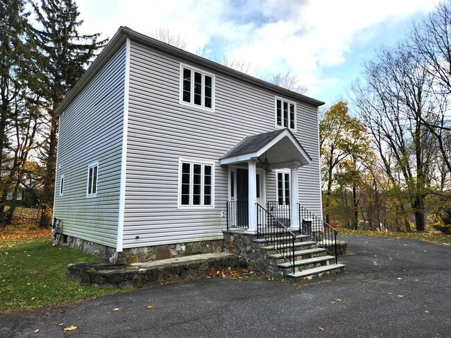 Building Photo - 157 Ball Pond Rd