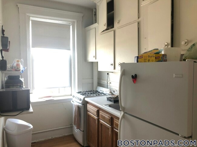 Photo - 15 Egremont Rd Unit 11