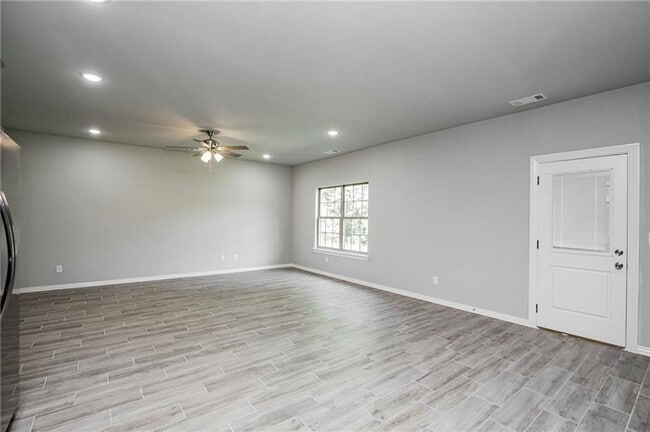 Photo - ***1903-B Azlin Place***