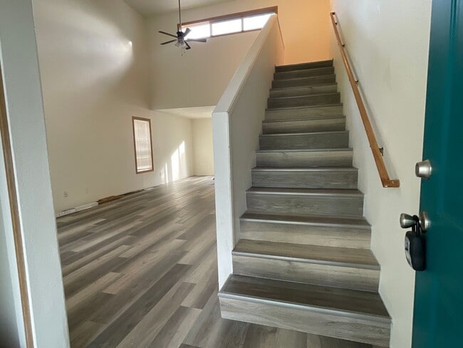 Photo - 50% OFF One Month's RENT! 3 Bedroom 2 Bath Renovated House with/ Fenced Backyard on Dead End Street