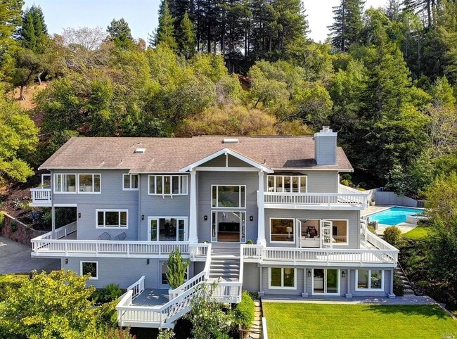 Photo - 216 Evergreen Dr