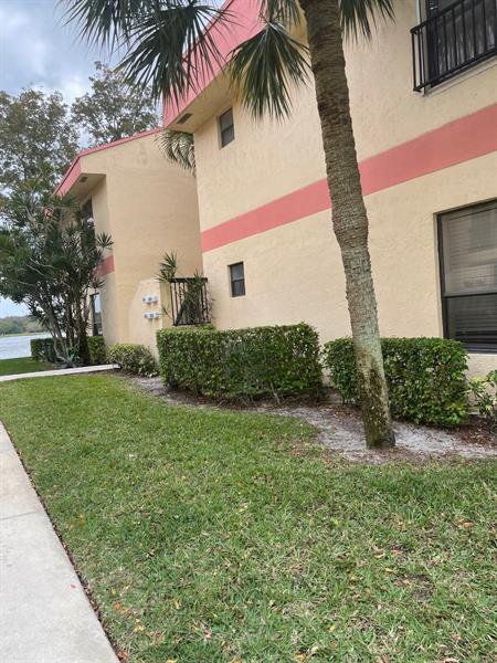 Building Photo - 2836 Carambola Cir S Unit 19107 Rental