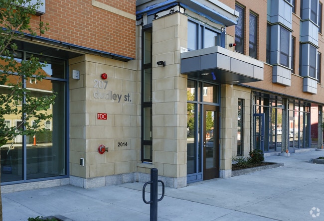 Photo - Dudley Greenville