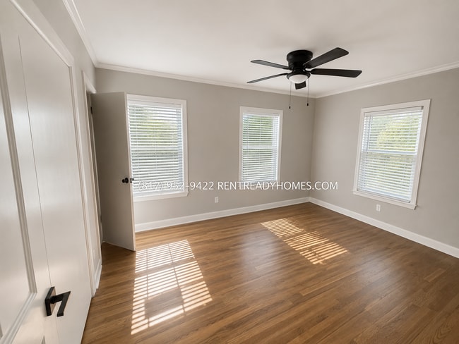 Photo - 408 Lanola Ct