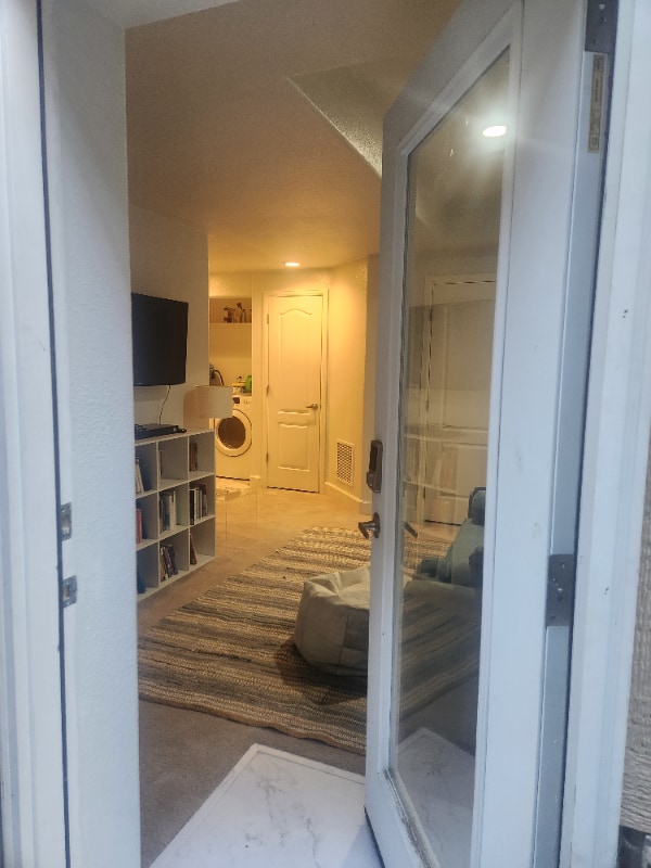 Photo - 362 Monroe St