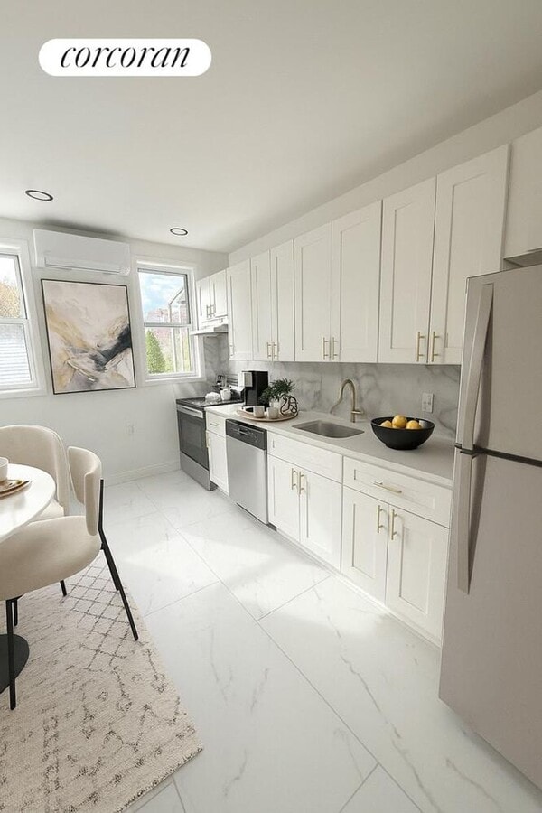 Photo - 14 Vermont Ct