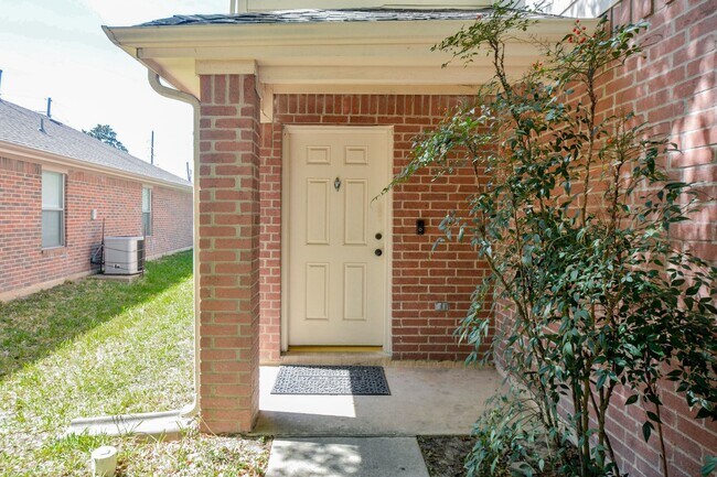 Photo - 6835 Lower Arrow Dr