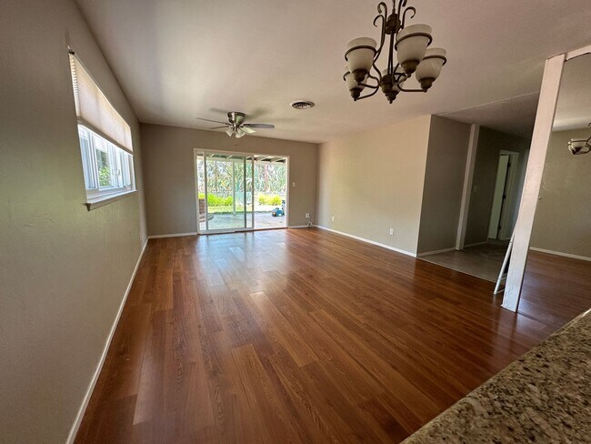 Photo - Centrally Located 3 Bedroom, 1.5 La Mesa H...