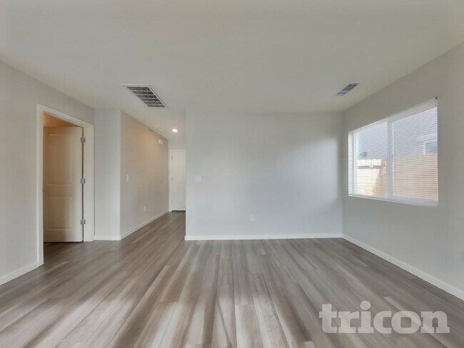 Photo - 904 Convair Ct