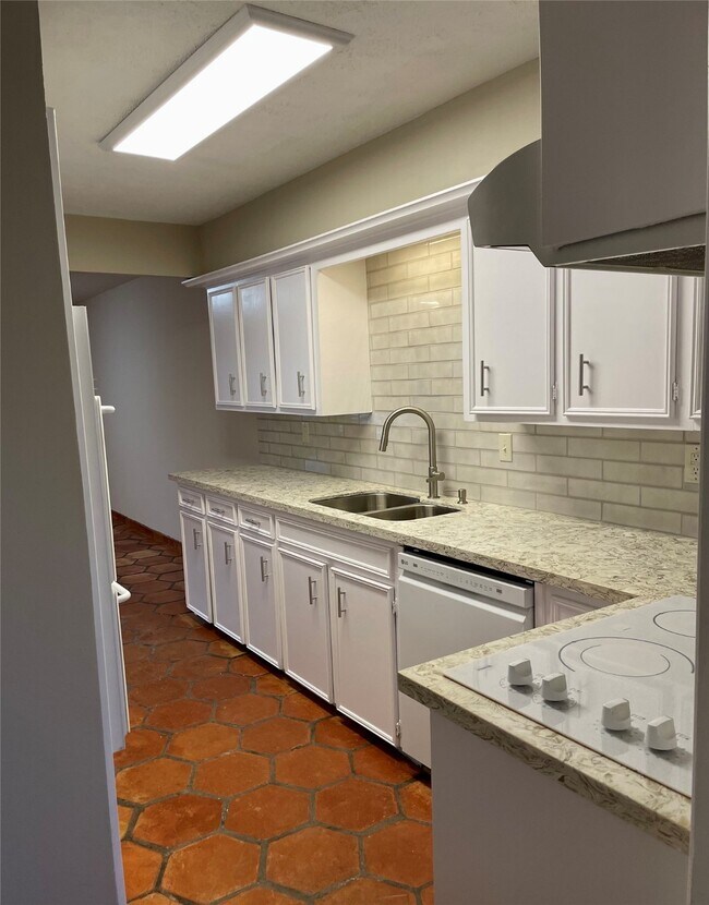 Photo - 11632 S Kirkwood Rd