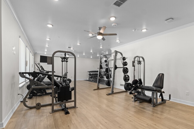 Gimnasio para residentes abierto las 24 horas
