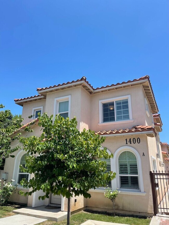 Building Photo - San Gabriel 3 beds 2.5 bathrooms for lease Rental