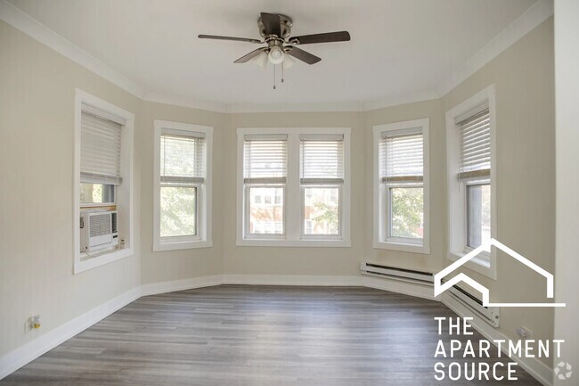 Building Photo - 1425 W Hutchinson St Unit 2 Rental